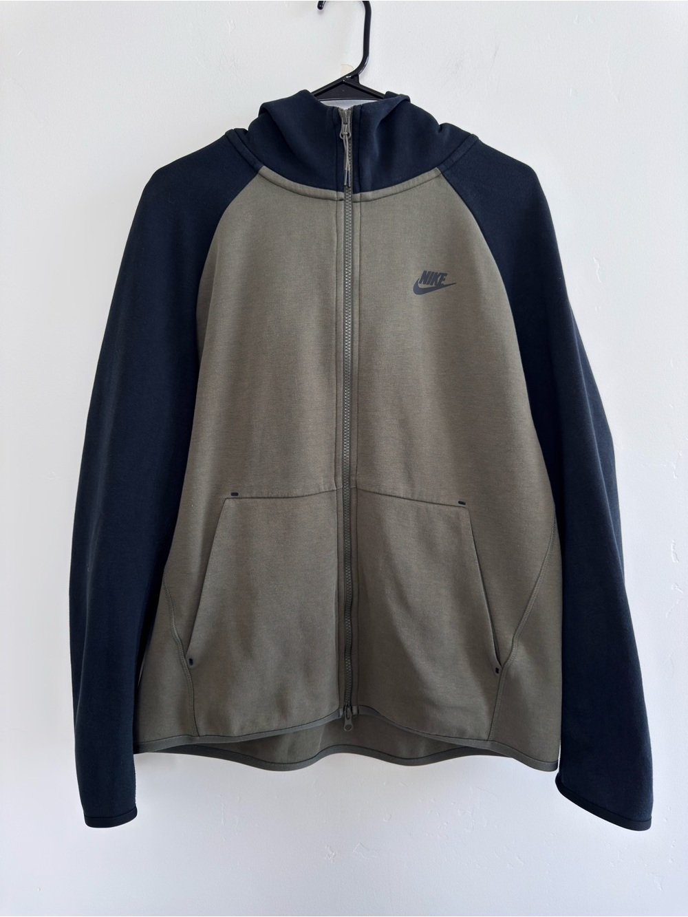 Nike Men’s Tech Fleece Full Zip Hoodie Twilight Marsh Black L Sporty Streetwear